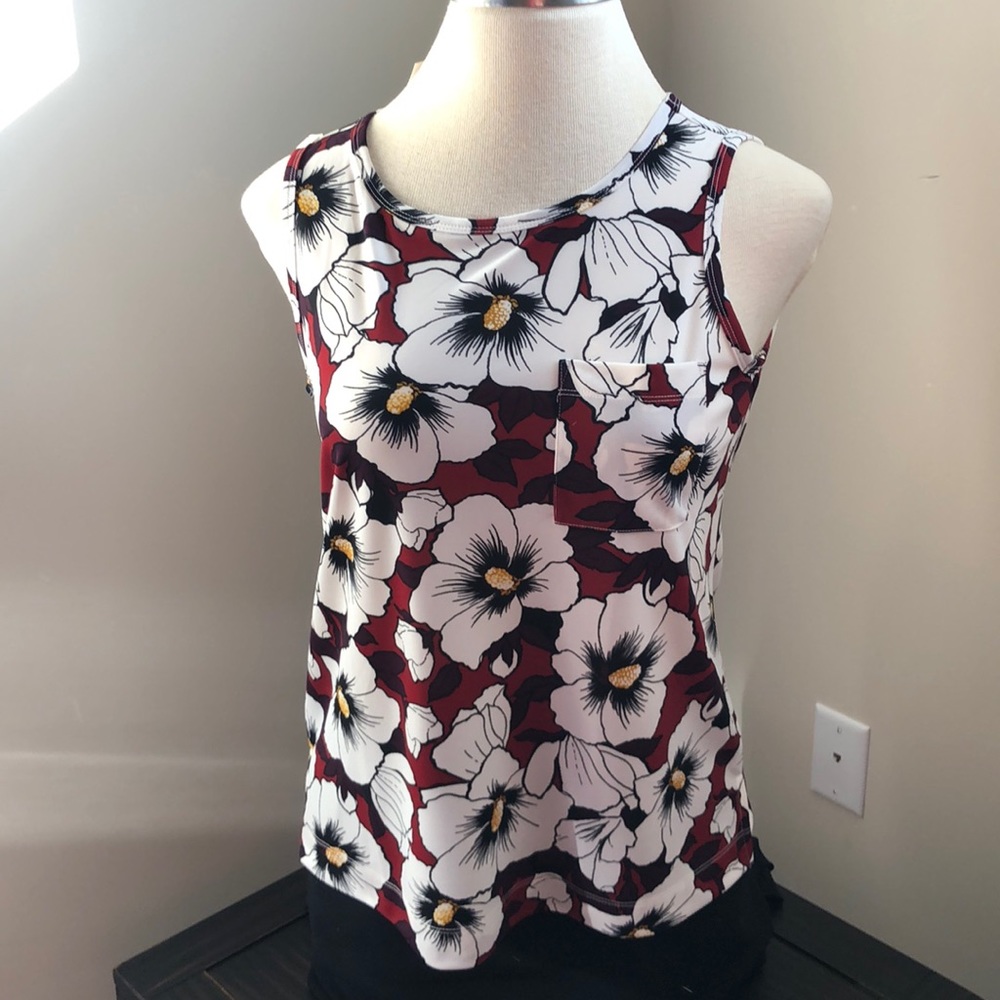 floral pocket top